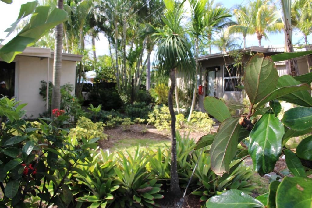 The Cabanas Guesthouse & Spa - Gay Resort Catering To Gay Men Oakland Park Buitenkant foto